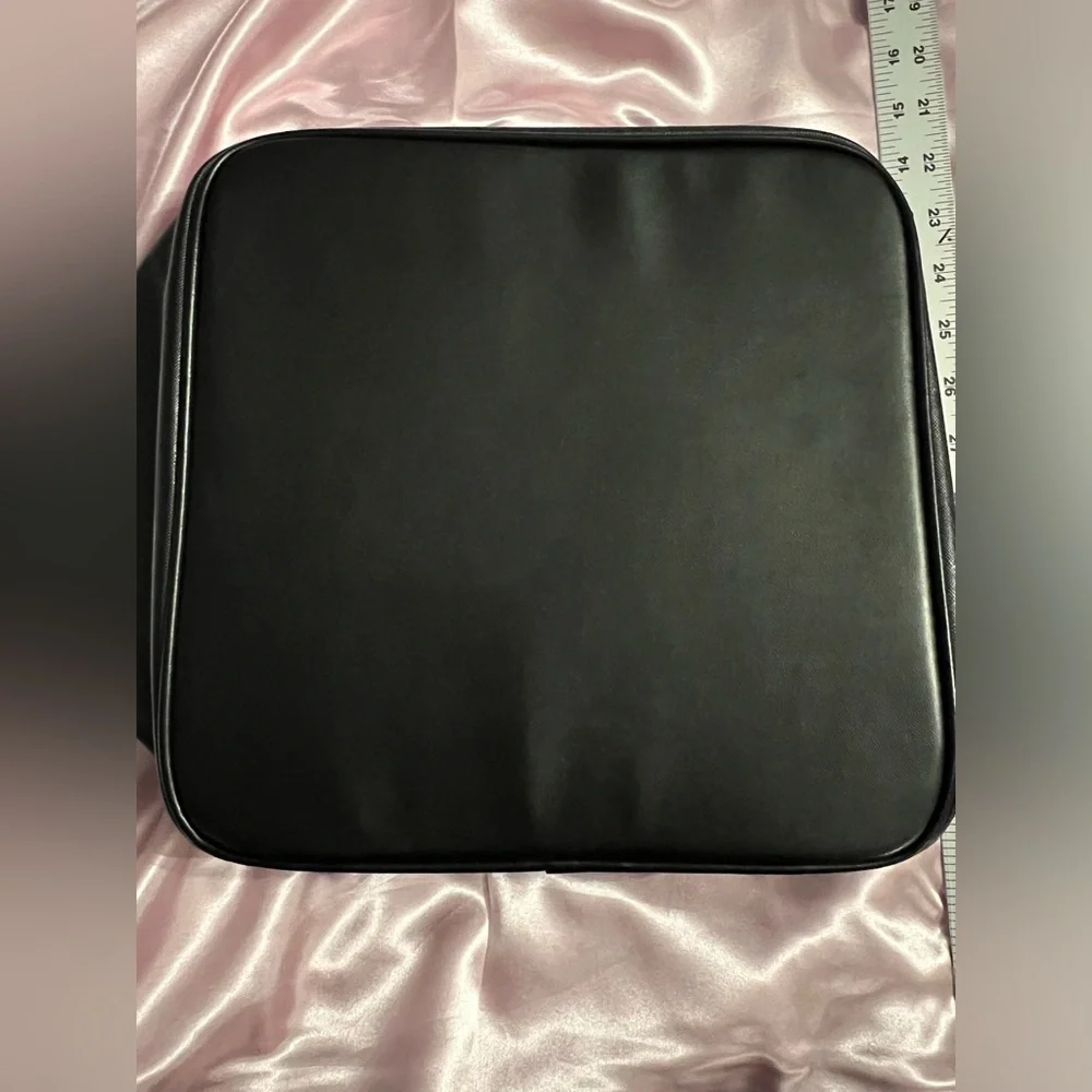 Lancôme Black cosmetics case